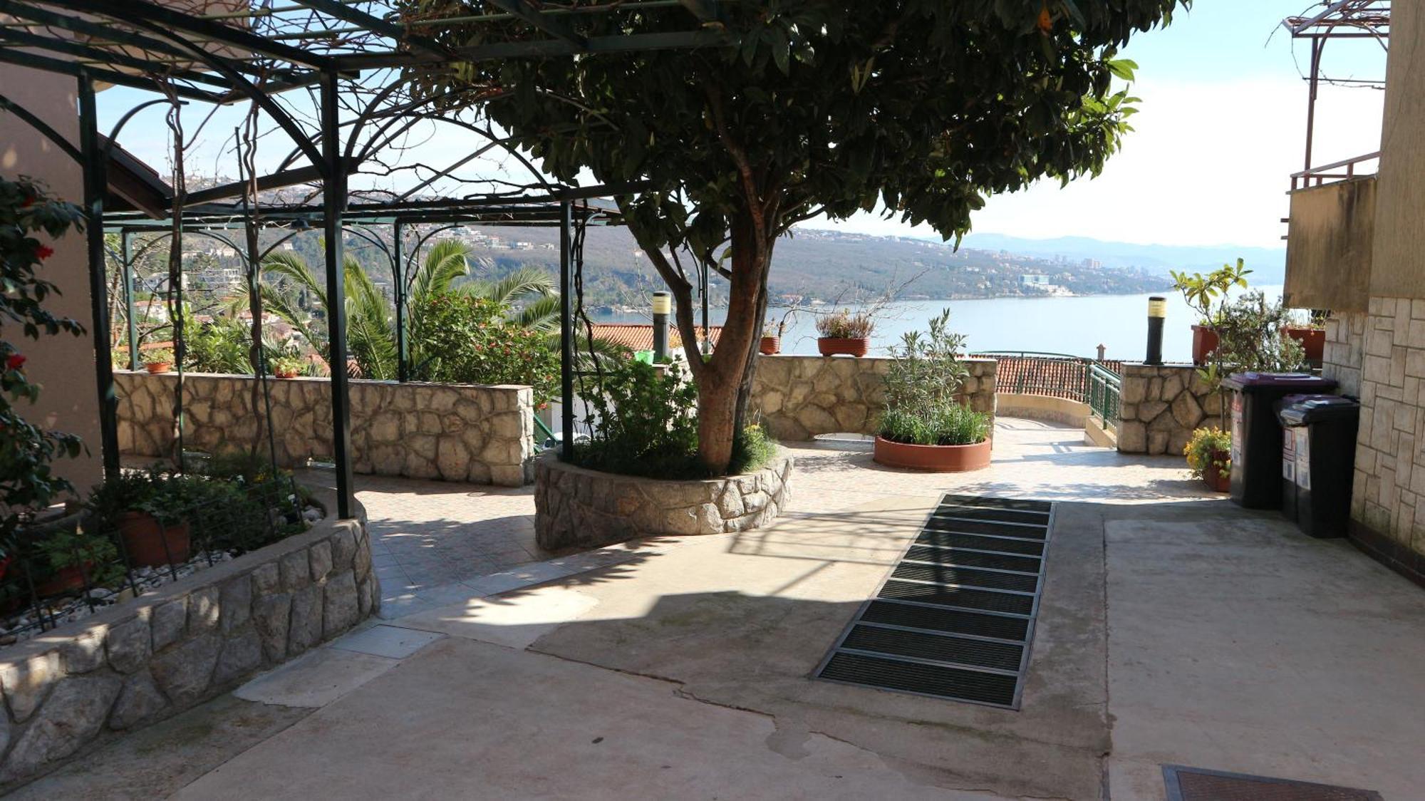 Apartments Komel II أوباتيا المظهر الخارجي الصورة